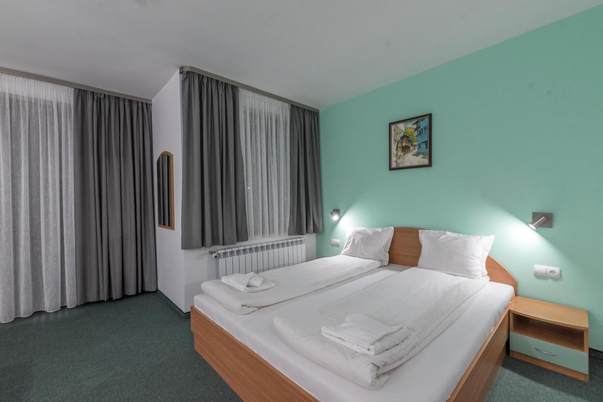 Hotel Iceberg 3*